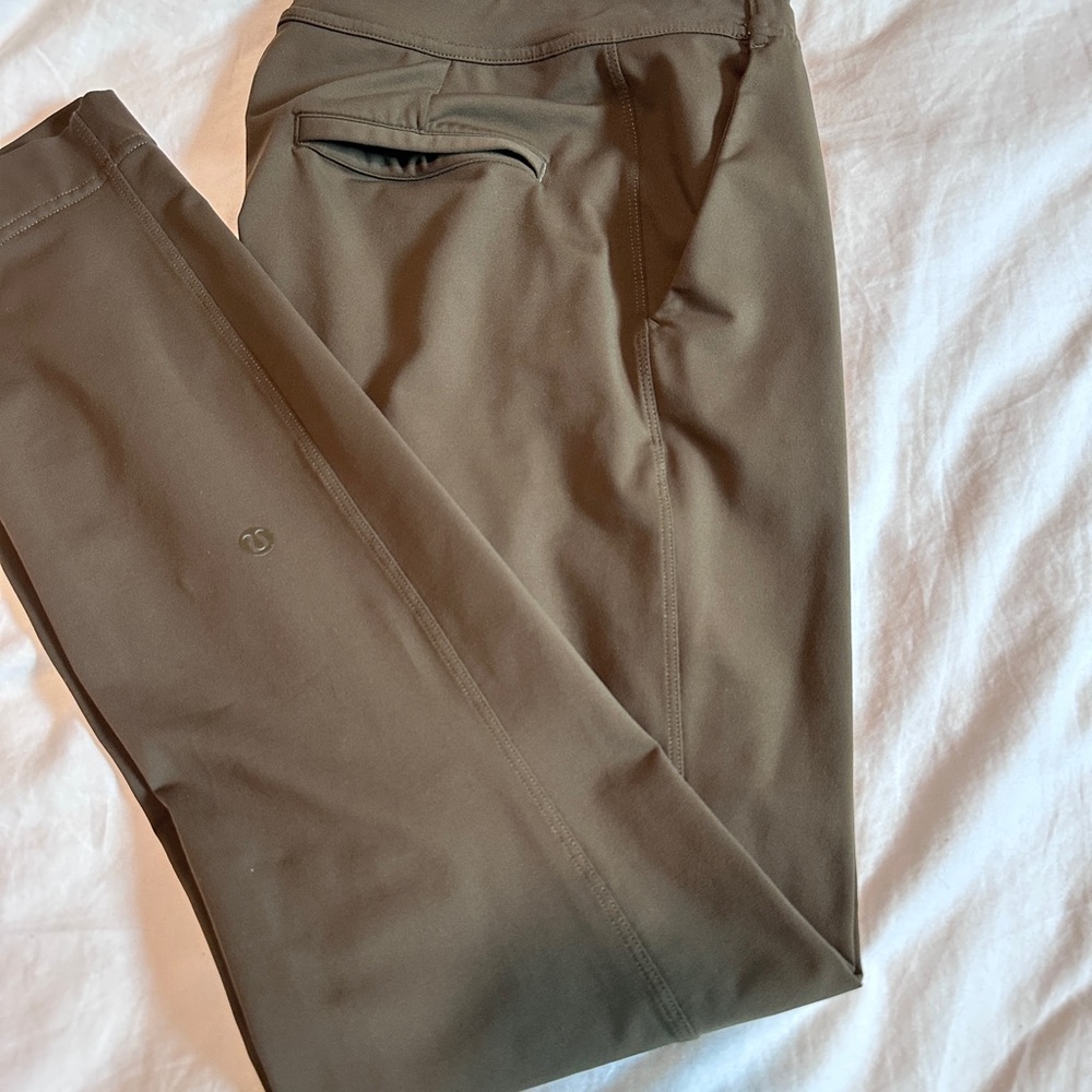 Lululemon’s Jet Pants